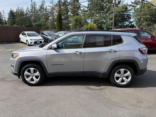 Billet Silver Metallic Clearcoat 2018 Jeep Compass Latitude