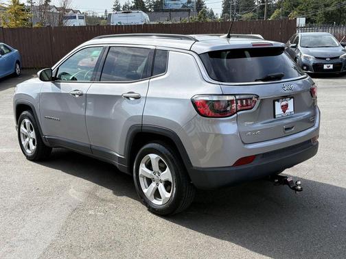 Billet Silver Metallic Clearcoat 2018 Jeep Compass Latitude