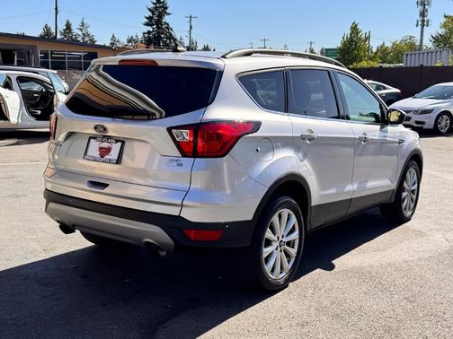 Ingot Silver 2019 Ford Escape SEL