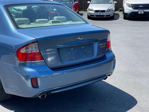2009 Subaru Legacy Base