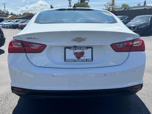 Summit White 2023 Chevrolet Malibu 1LS