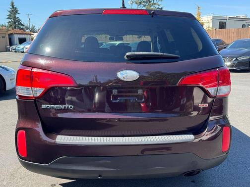 Dark Cherry 2014 Kia Sorento LX
