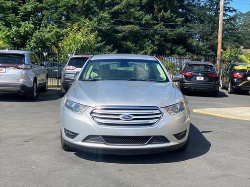 2018 Ford Taurus Limited