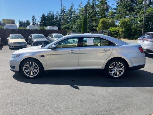 2018 Ford Taurus Limited