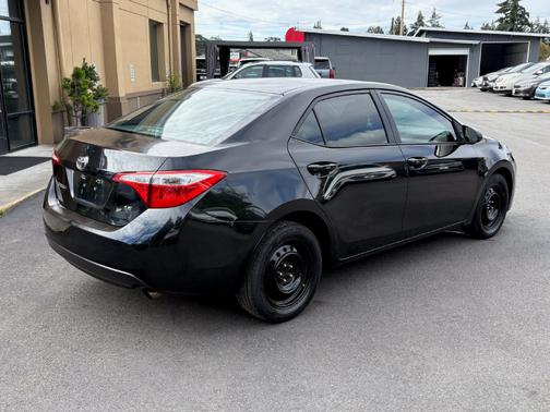 Black Sand Pearl 2016 Toyota Corolla LE