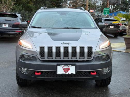 2018 Jeep Cherokee Trailhawk