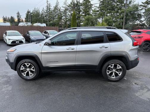 2018 Jeep Cherokee Trailhawk