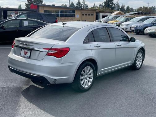 2012 Chrysler 200 Touring