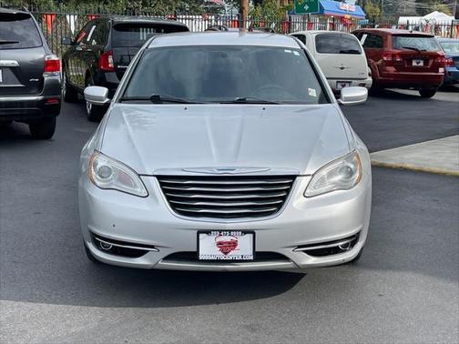 2012 Chrysler 200 Touring
