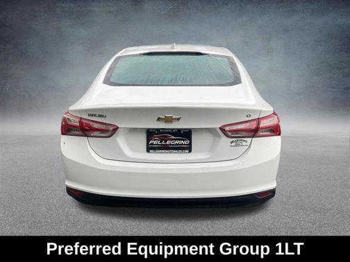 Summit White 2022 Chevrolet Malibu FWD LT