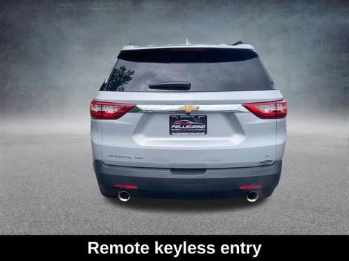 Silver Ice Metallic 2019 Chevrolet Traverse LT Cloth
