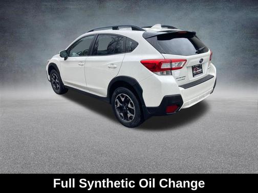 Crystal White Pearl 2019 Subaru Crosstrek 2.0i Premium