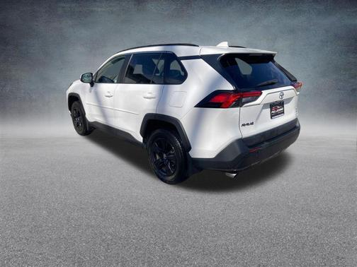 Super White 2020 Toyota RAV4 XLE