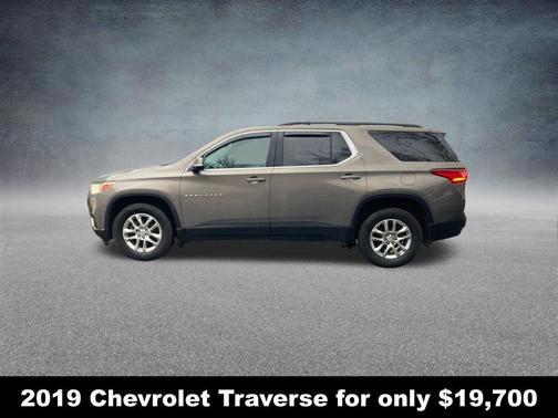 2019 Chevrolet Traverse LT Cloth