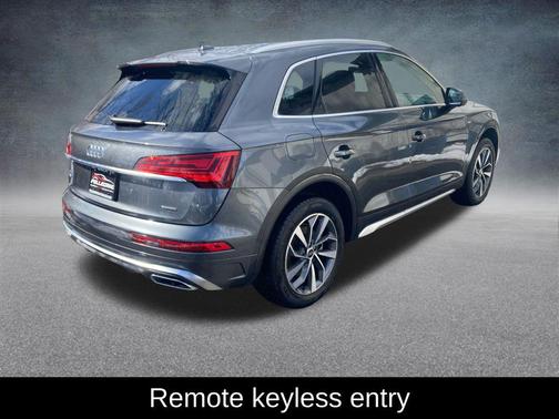 2022 Audi Q5 45 S line Premium Plus