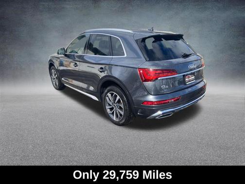 2022 Audi Q5 45 S line Premium Plus