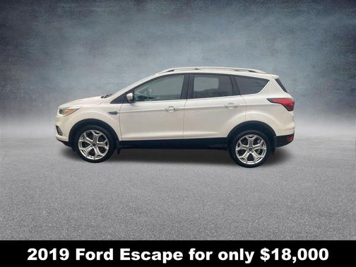 2019 Ford Escape Titanium