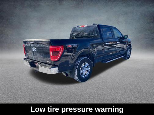 Agate Black Metallic 2022 Ford F-150 XLT