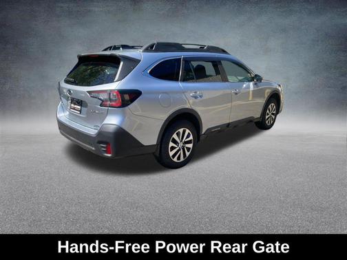 Ice Silver Metallic 2020 Subaru Outback Premium