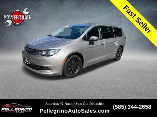 Billet Silver Metallic Clearcoat 2017 Chrysler Pacifica Touring