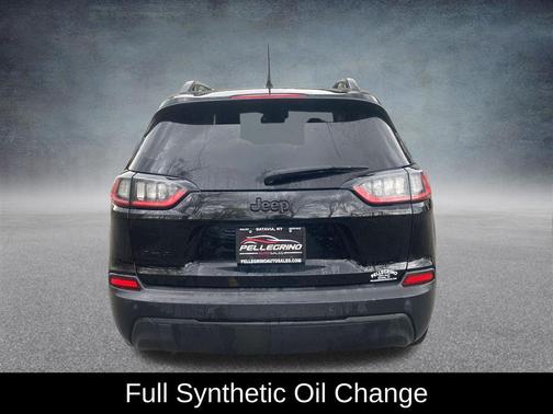 Diamond Black Crystal Pearlcoat 2021 Jeep Cherokee Altitude
