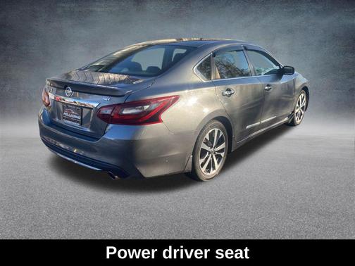 2017 Nissan Altima 2.5 SR