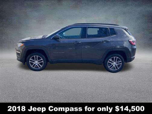 Granite Crystal Metallic Clearcoat 2018 Jeep Compass Latitude