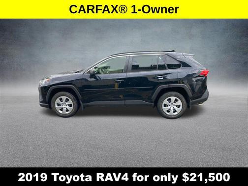 2019 Toyota RAV4 LE