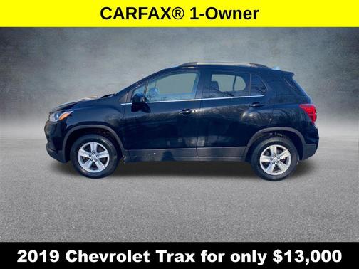 Mosaic Black Metallic 2019 Chevrolet Trax LT