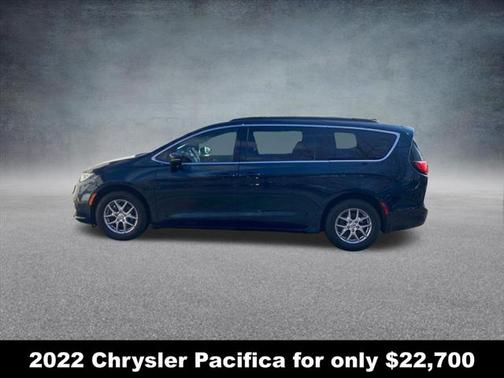 2022 Chrysler Pacifica Touring
