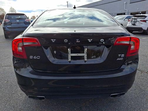 2015 Volvo S60 T5 Platinum