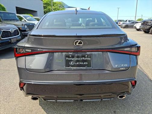 2022 Lexus IS 350 Base