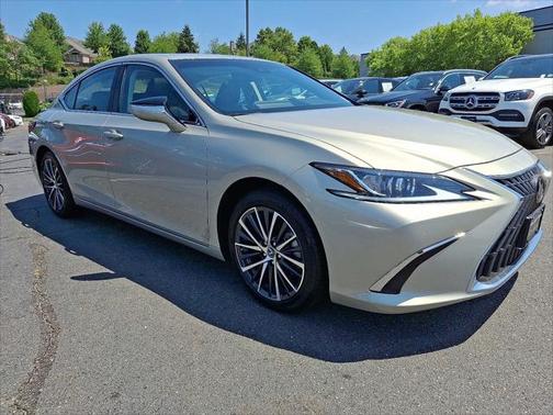 2025 Lexus ES 350 Base