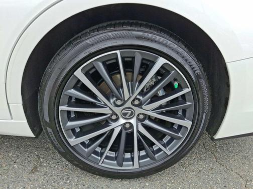 2023 Lexus ES 350 Base