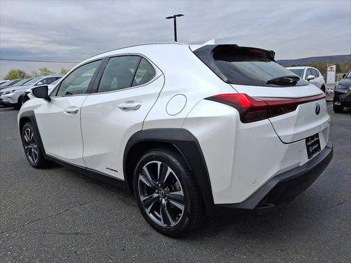 2020 Lexus UX 250h Base