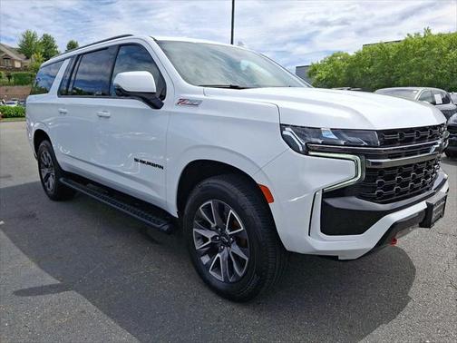 2022 Chevrolet Suburban 4WD Z71
