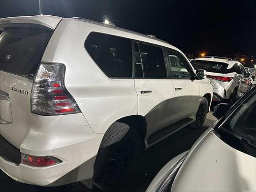 2023 Lexus GX 460 Premium