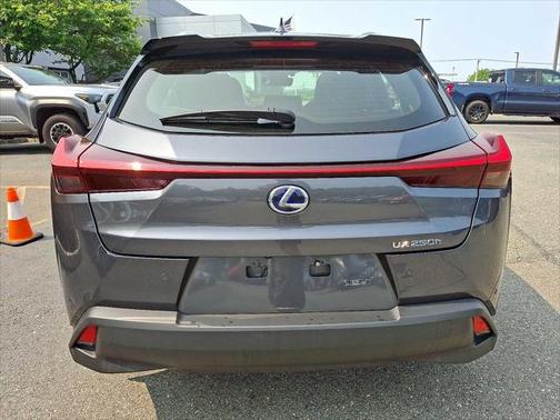 2022 Lexus UX 250h Base