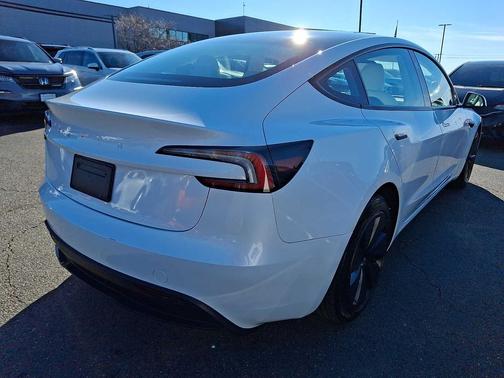 2024 Tesla Model 3 Standard Range