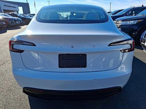 2024 Tesla Model 3 Standard Range