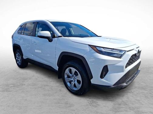 Ice Cap 2023 Toyota RAV4 LE