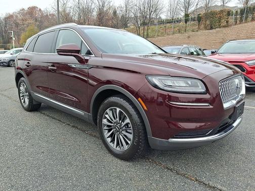2023 Lincoln Nautilus Standard