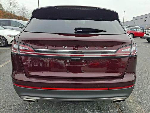 2023 Lincoln Nautilus Standard