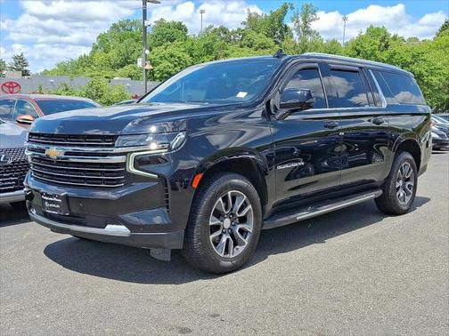 2022 Chevrolet Suburban LT