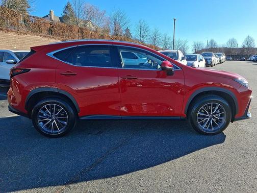 2025 Lexus NX 350 Premium