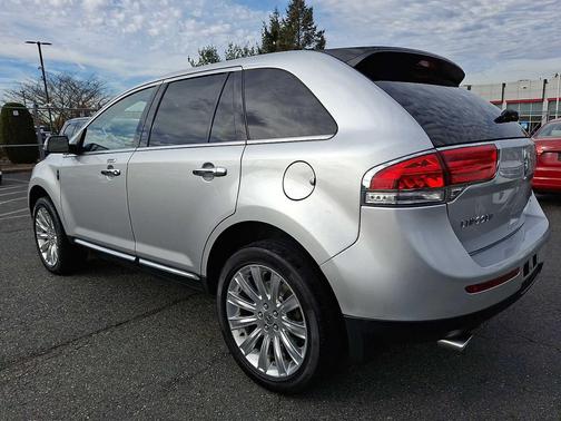 2015 Lincoln MKX Base