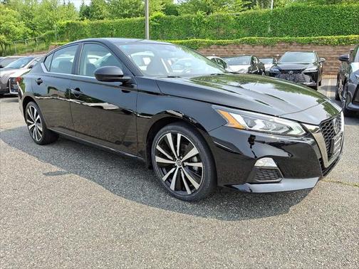 2022 Nissan Altima SR Intelligent AWD