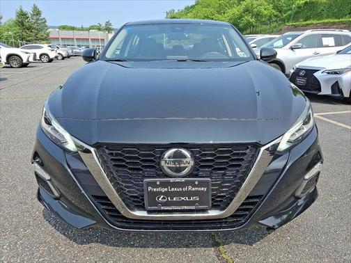 2022 Nissan Altima SR Intelligent AWD