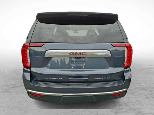 Dark Sky Metallic 2021 GMC Yukon XL Denali