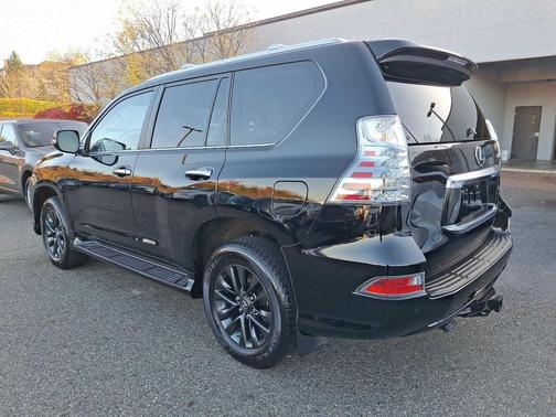 Black Onyx 2023 Lexus GX 460 Premium